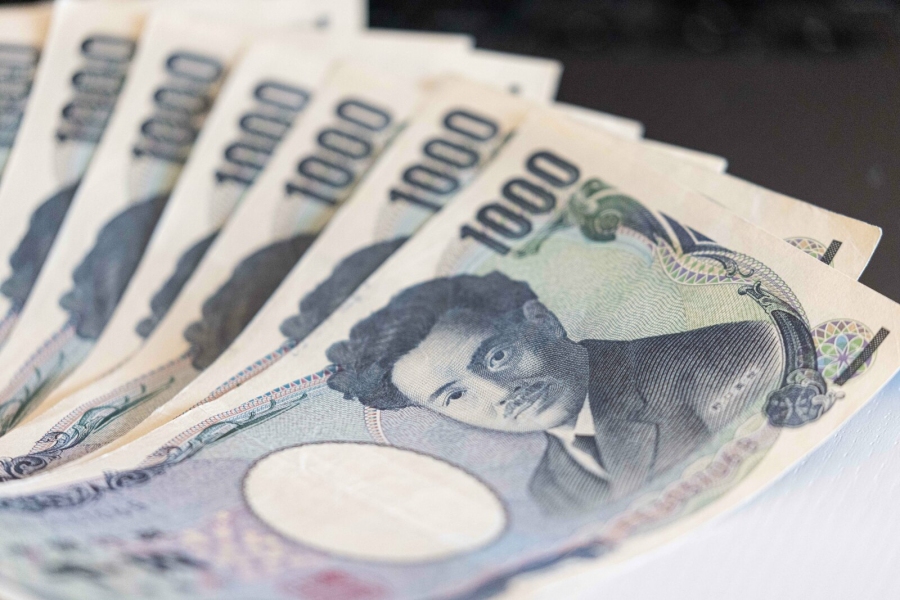 Mehrere Banknoten japanischer Yen