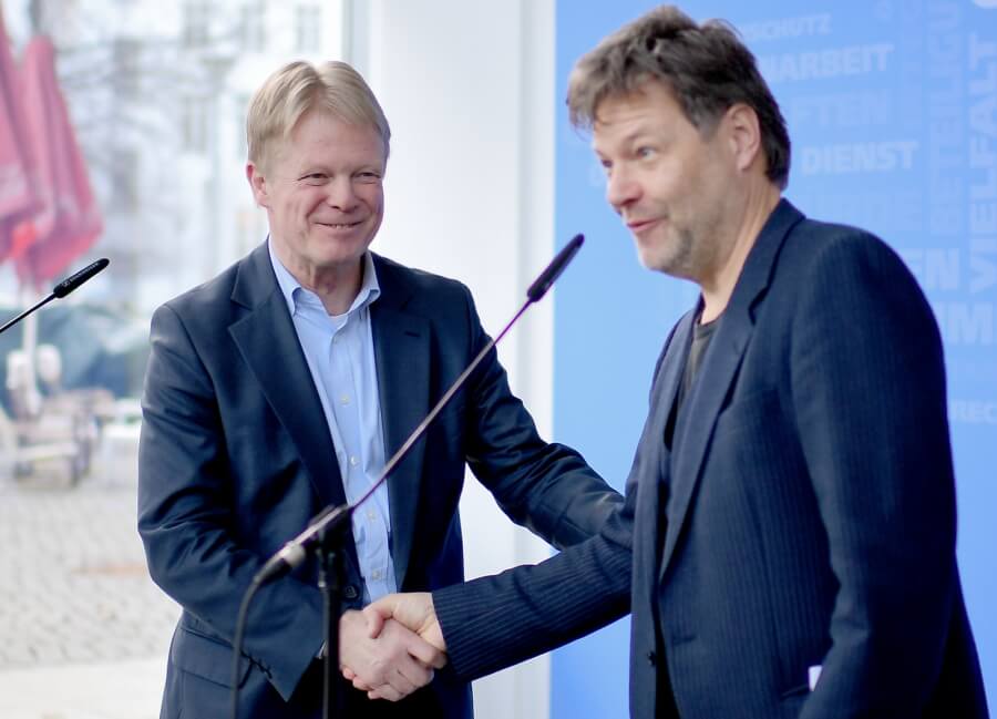 Robert Habeck und Reiner Hoffmann im Jahr 2019