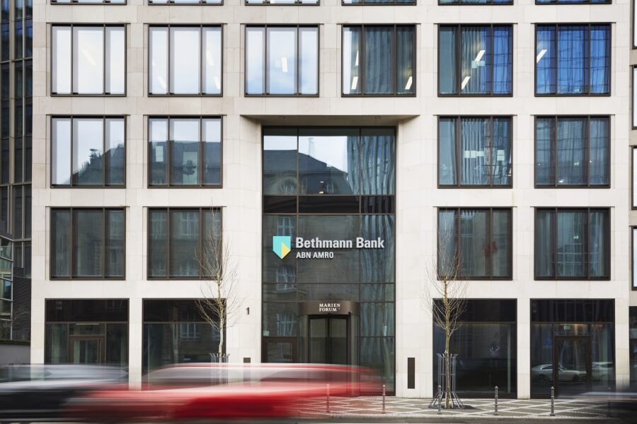 Seit März 2019 Hauptsitz der Bethmann Bank in Frankfurt: das Marienforum im Herzen des Bankenviertels. 
