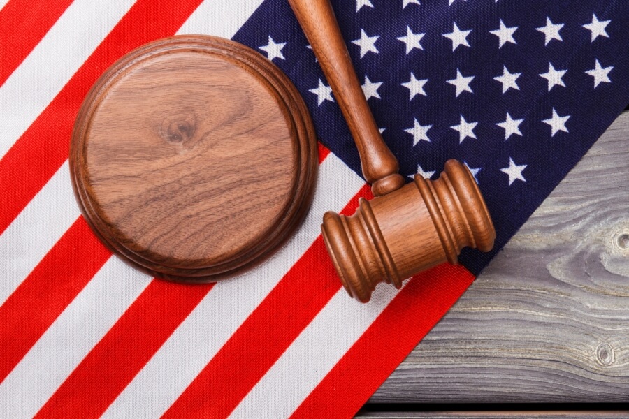 US-Justiz mit dem Holzhammer