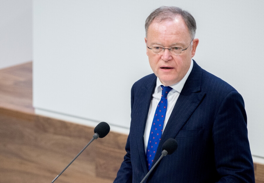 Stephan Weil hält eine Rede im niedersächsischen Landtag